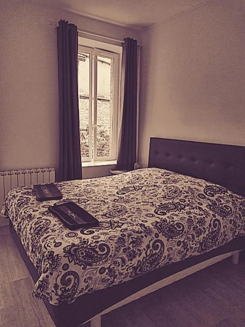 Au Coeur De Saint Agreve -Sejour Chez L'Habitant Luaran gambar